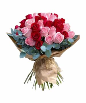 Bouquet di rose rosse e rosa