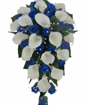 Bouquet da sposa calle e rose blu