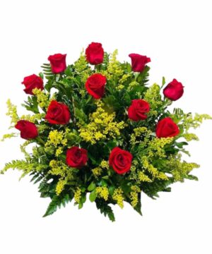 Centro tavola rose rosse e solidago
