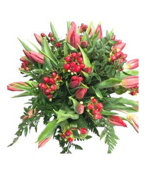 Bouquet di tulipani e hypericum