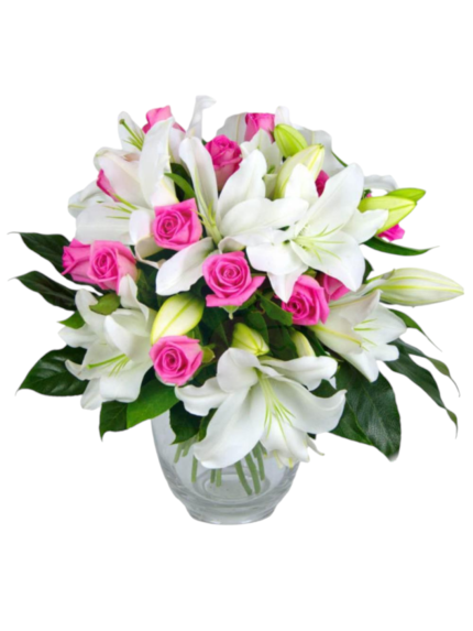 Bouquet di rose fucsia e lilium bianchi